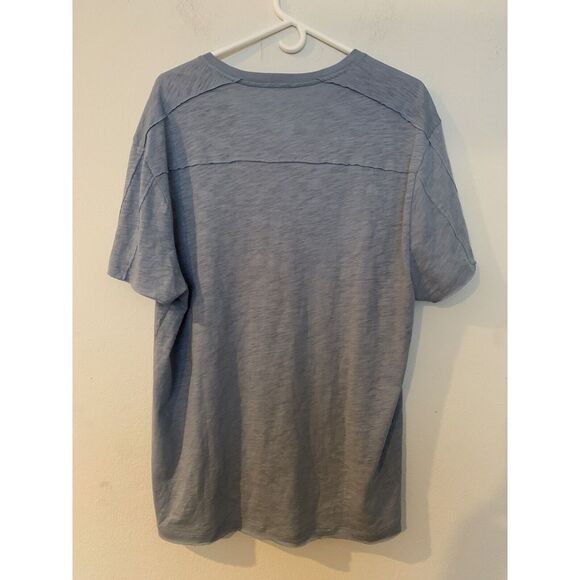 Calvin‎ Klein Jeans 100% Cotton Light Blue Casual T Shirt Lightweight XL - Picture 2 of 3